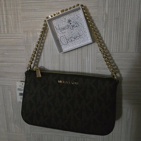 Michael Kors Jet Set Sm MK Chain Pouchette Black W/ Gold. Gift Box Ready! - Picture 1 of 11